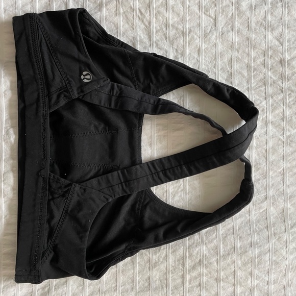 Lululemon Stuff your Run Bra - size 6 Black - Picture 3 of 4